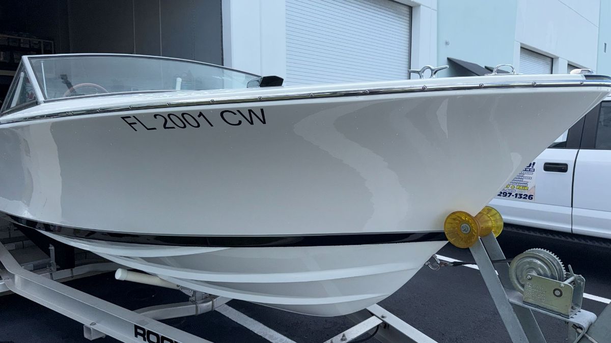 1969 Bertram Baron Classic Glass - 20.0ft I//O in Ft Lauderdale, FL