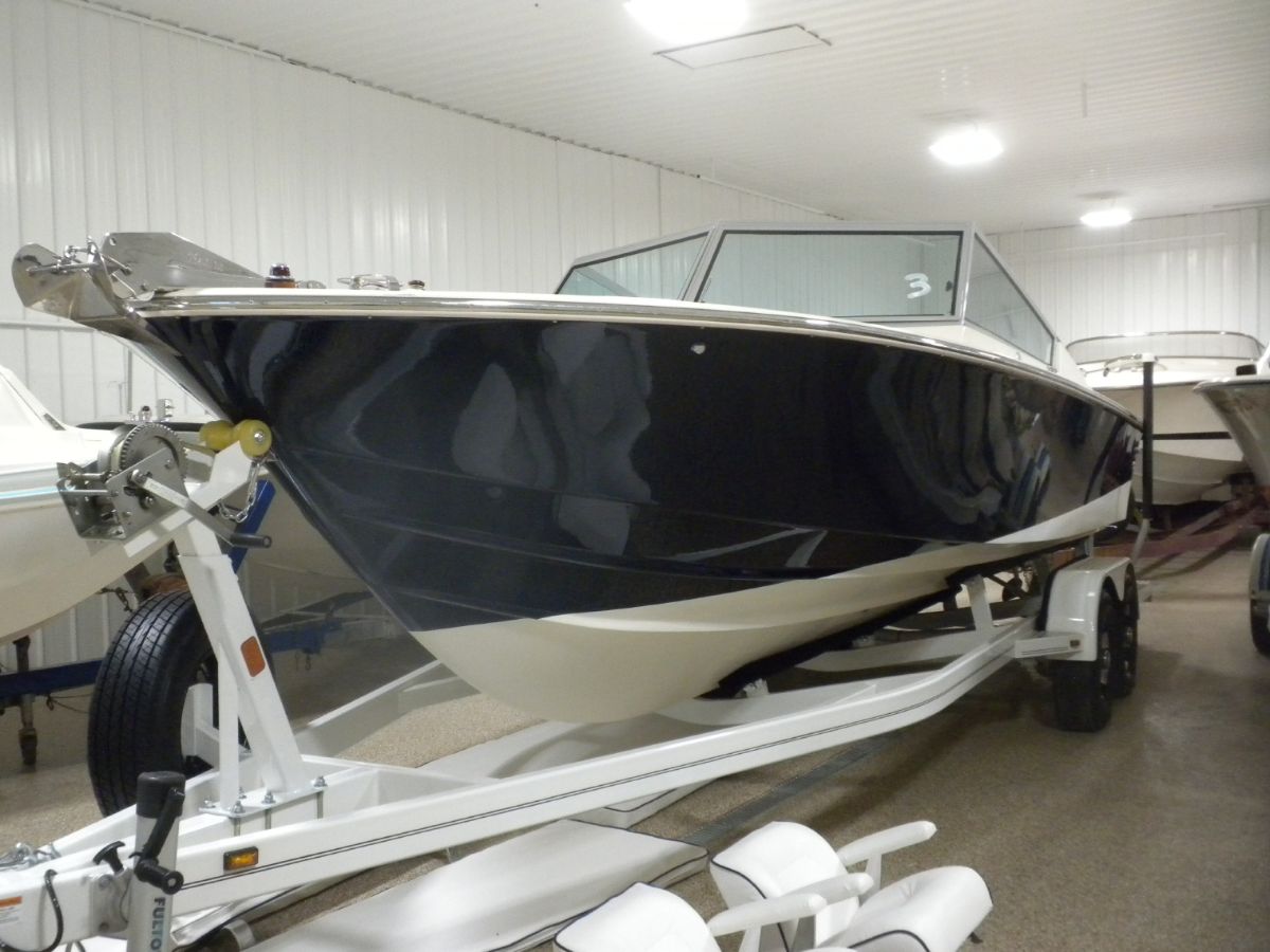 1969 Other Nova Offshore Racer Classic Glass - 24.0ft Inboard in Syracuse, IN