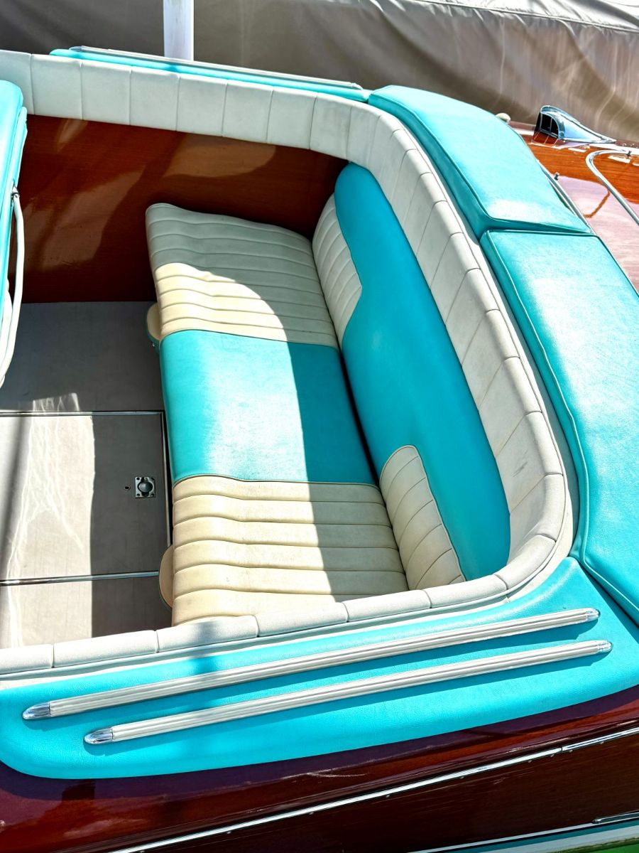 1969 Riva Ariston - image 7