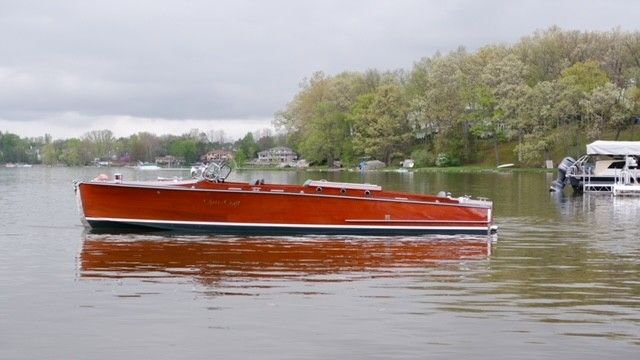1991 24' Chris Craft Triple Cockpit Up Swept Runabout