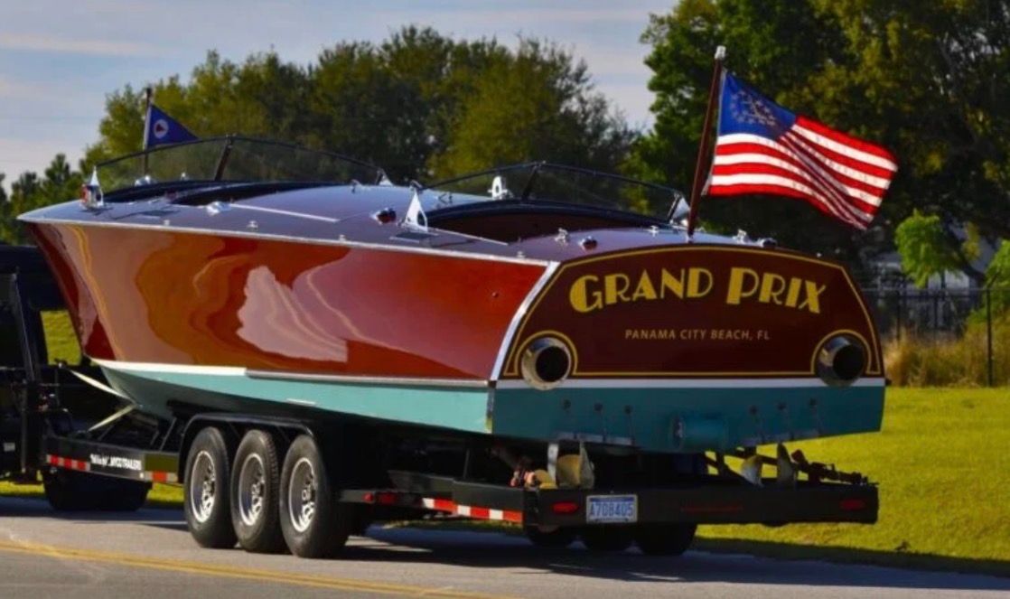 1995 Other Hugh Saint Fairliner Runabouts - 34.0ft Inboard  in Toledo, OH