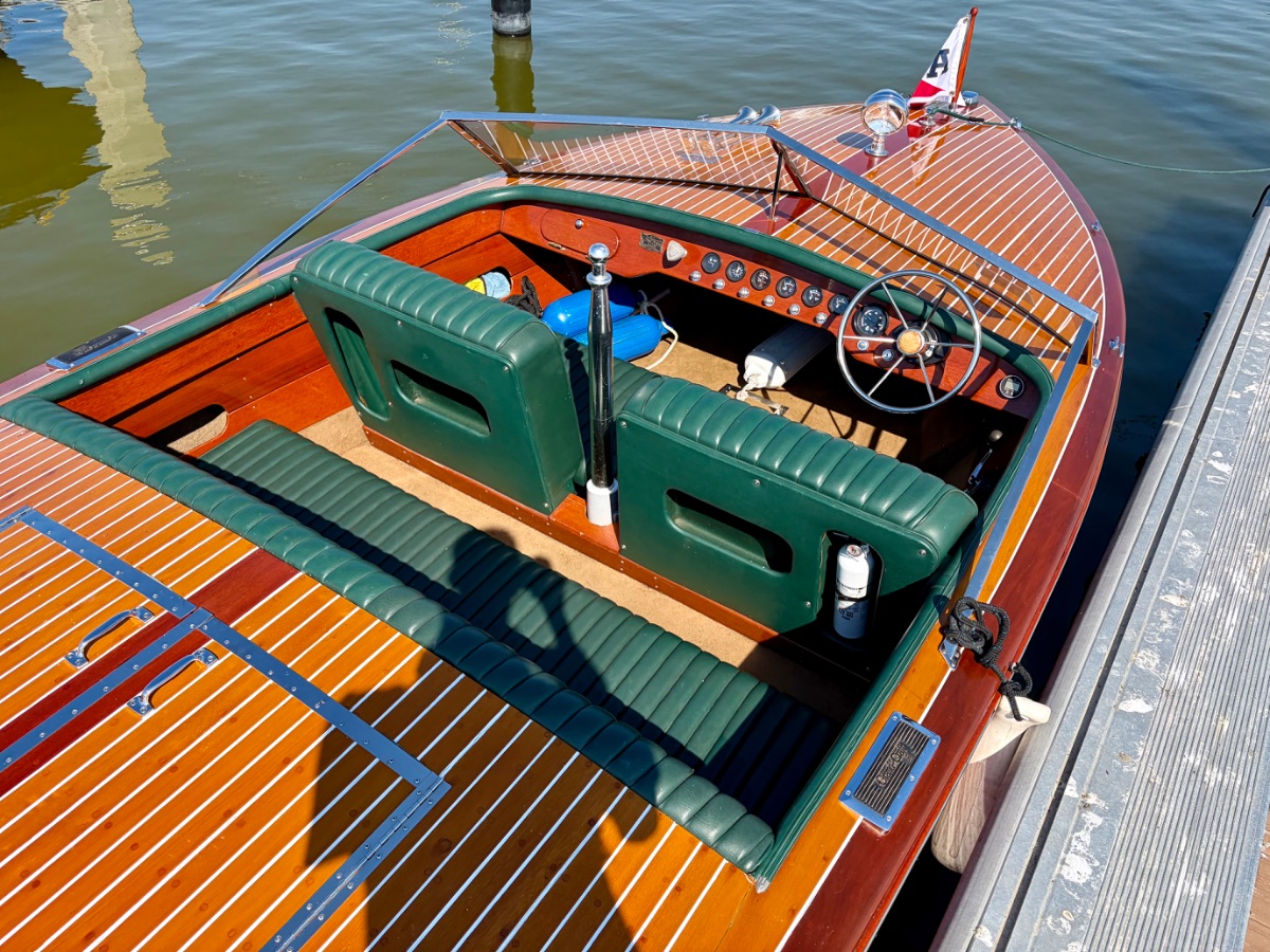 1995 Grand Craft Double Cockpit Forward Runabout - image 9