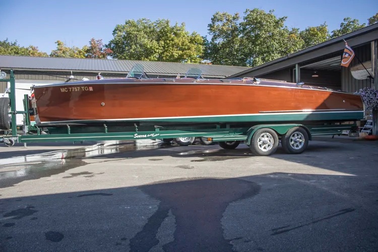 2010 26' Fish Brothers Hacker Replica 