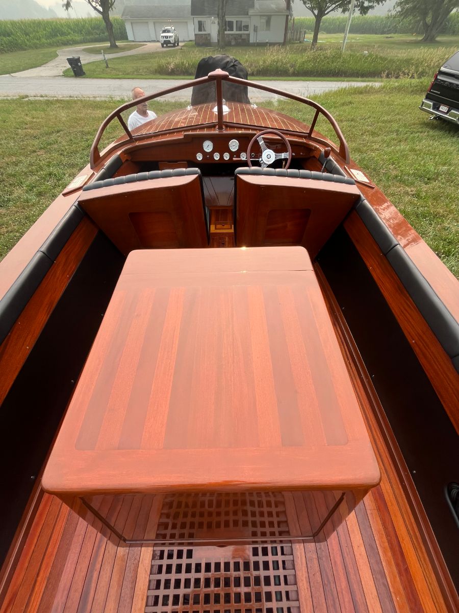 1963 Century Coronado Utilities - 21.0ft Inboard in Fort Wayne, IN