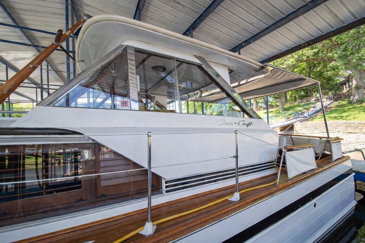 1964 Chris Craft Constellation - image 4